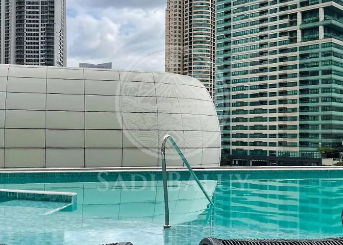 Cozy 3 Min To Rockwell View Pool Parking * مانيلا
